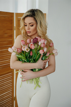 Stunning Ukrainian woman eugenia from odessa with Blonde hair age 37 photo-11