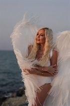 Beautiful ukrainian woman viktoria from chernigov with Blonde hair age 41