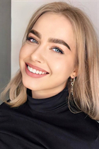 Pretty ukrainian lady uliana from paris with Blonde hair age 25 photo-2