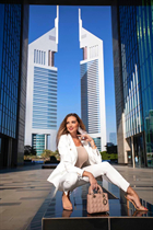 Pretty girl asiya from dubai with Light Brown hair age 40 photo-1