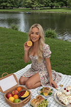 Jolie fille olga de wroclaw avec Chatain clairs cheveux, âge 42 photo-9