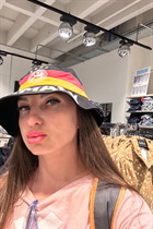 Sortir avec une femme allemande kateryna de berlin avec Chatain clairs cheveux 39 ans photo-6