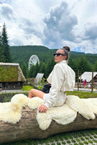 Beautiful woman of Ukraine yana from odessa with Light Brown hair age 37 photo-16