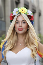 Pretty girl victoria from cannes with Blonde hair age 45 photo-3