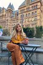 Novia de ottawa svetlana con pelo Rubio y edad 53 photo-2