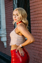 Ukrainian lady svetlana from kiev with Blonde hair age 33 photo-3