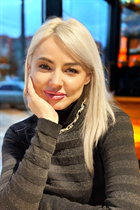 Beautiful woman of ukrainian elena from dnepr with Blonde hair age 49 photo-4