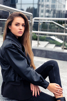 Femme ukrainienne de kiev karina avec Chatain clairs cheveux, âge 30 photo-5