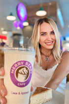 Pretty girl valentina from valencia with Blonde hair age 48 photo-15