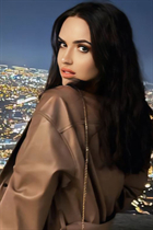 Chica de los angeles kateryna con pelo Marrón oscuro y edad 33 photo-56