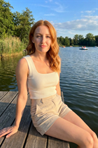 warsaw bride olga with Light Brown hair age 41 photo-11