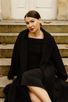 vienna mariée lesya avec Noirs cheveux, âge 39 photo-12