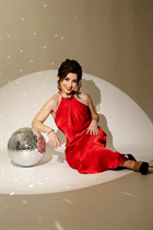 monaco-ville bride elena with Dark Brown hair age 42 photo-6