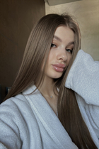 Ukrainian woman for marriage angela from lutsk with Light Brown hair age 21 photo-4