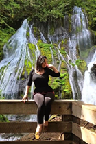 Ukrainian jolie fille oksana de kropivnitskiy avec Noirs cheveux, âge 50 photo-20