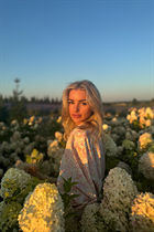 Date Ukrainian women inna from kyiv with Blonde hair age 32 photo-10
