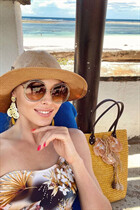 Hermosa mujer ucraniana elena de kiev con pelo Rubio y edad 39 photo-38