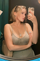 Czech bride anastasiia from praha with Blonde hair 26 years old photo-9