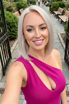 Saliendo con una mujer alemana natalia de stuttgart con pelo Rubio y 48 años photo-10