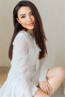 Pretty girl zhanna from dallas with Dark Brown hair age 40