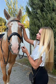 Femmes slaves olga de kharkiv avec Blond cheveux, âge 48