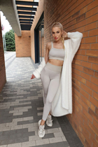 Modelo ucraniana yana de zaporozhye con pelo Rubio y edad 37 photo-20