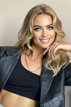 Mujer perfecta valentina de dubai con pelo Marrón claro y edad 31 photo-14