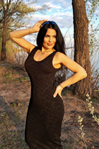 Esposa ucraniana de dnepr anna con pelo Negro y edad 47 photo-4
