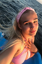 Gorgeous Ukrainian woman alina from kiev with Blonde hair age 22 photo-3