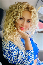 Girl from valencia olga with Blonde hair age 44 photo-9