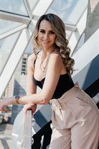 Meet Ukrainian girl inna from vancouver with Light Brown hair age 33 photo-5