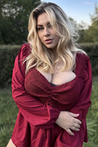 Date ukrainienne alena de kharkiv avec Chatain clairs cheveux, âge 29 photo-25