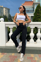 Beautiful woman of ukrainian lika from odessa with Black hair age 24 photo-6