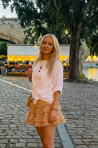 Beautiful czech woman oksana from prague with Blonde hair 41 years old photo-9