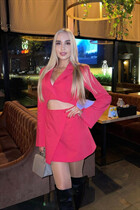Beautiful woman of Ukraine oksana from kharkov with Blonde hair age 32 photo-2