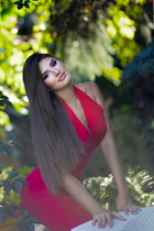Ukrainian girl marina from valencia with Dark Brown hair age 26 photo-2