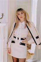 Sortir avec une femme tchèque vladilena de prague avec Chatain clairs cheveux 35 ans photo-11