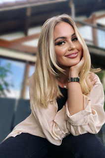 Mariée de warsaw anastasia avec Chatain clairs cheveux, âge 32