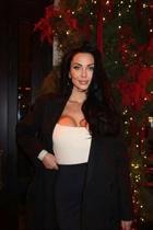 Dating a german woman yulia from berlin with Dark Brown hair 45 years old photo-7