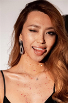 Mujer perfecta meruyert de new york con pelo Rojo y edad 33 photo-27