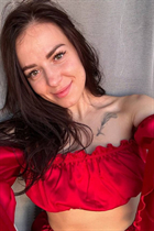 Ukrainian girl olga from kiev with Dark Brown hair age 29