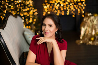 Bride from Ukraine landysha from polohy with Dark Brown hair age 63 photo-6