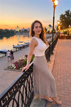 Dating moldovan woman xenia from tiraspol with Black hair age 36 photo-15