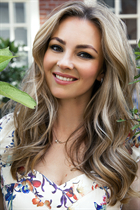 Girl from hague yuliia with Blonde hair age 36 photo-1