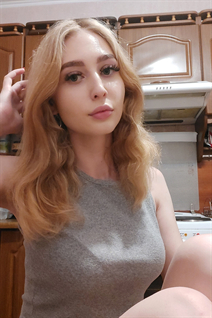 Femme ukrainienne pour le mariage darya de kharkiv avec Chatain clairs cheveux, âge 24