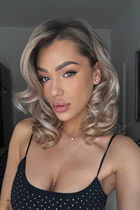 Beautiful ukrainian girl yana from cherkassy with Blonde hair age 23 photo-1