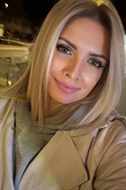 Dating a german girl irina from berlin with Blonde hair 41 years old photo-61