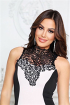 Beautiful romanian woman maria from london with Light Brown hair 38 years old photo-19