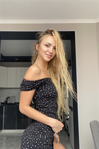 Ukrainian woman online alona from kiev with Blonde hair age 34 photo-2