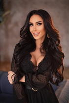 Dating ukrainian woman svetlana from kiev with Black hair age 36 photo-1